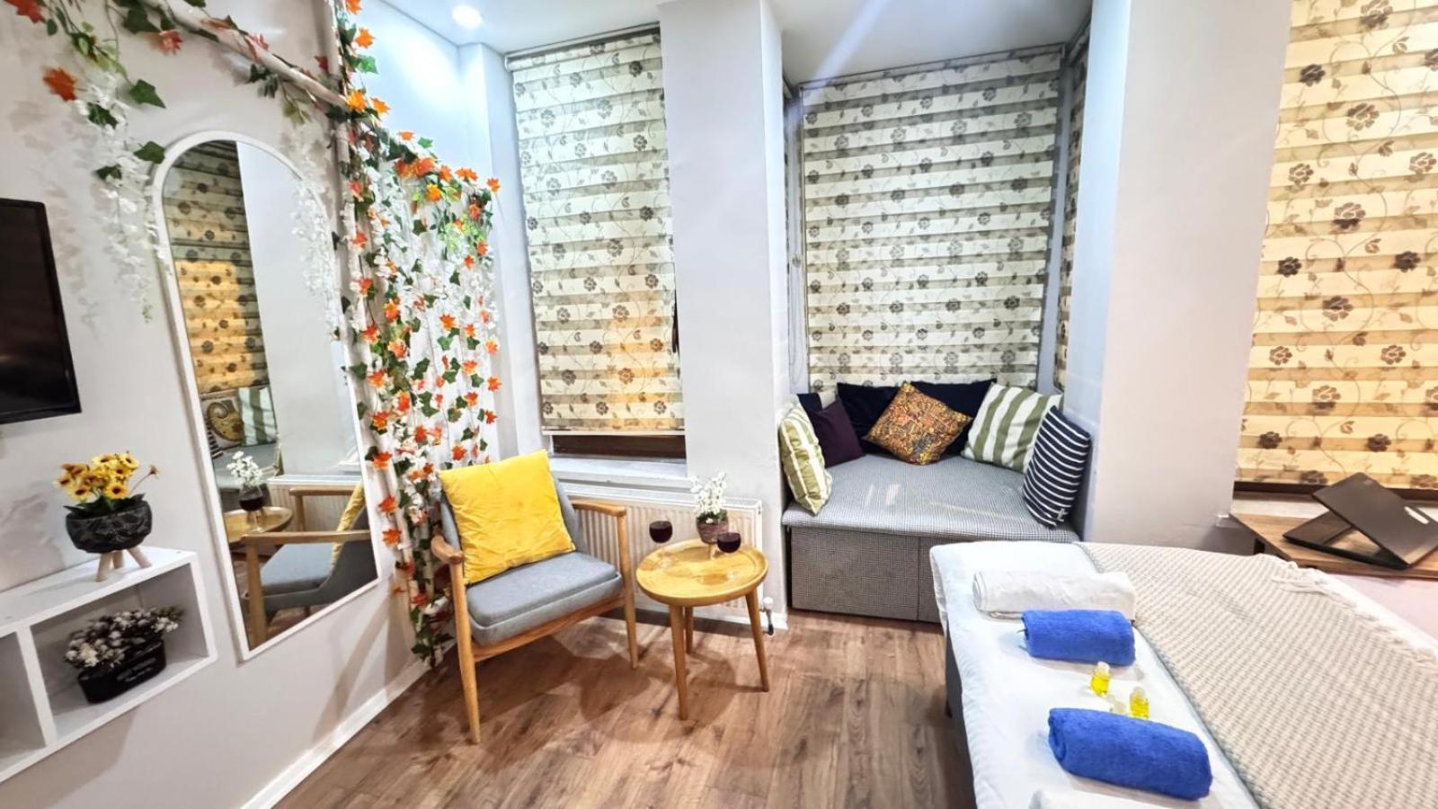 Taksim Camellia Suit Istanbul Exterior foto